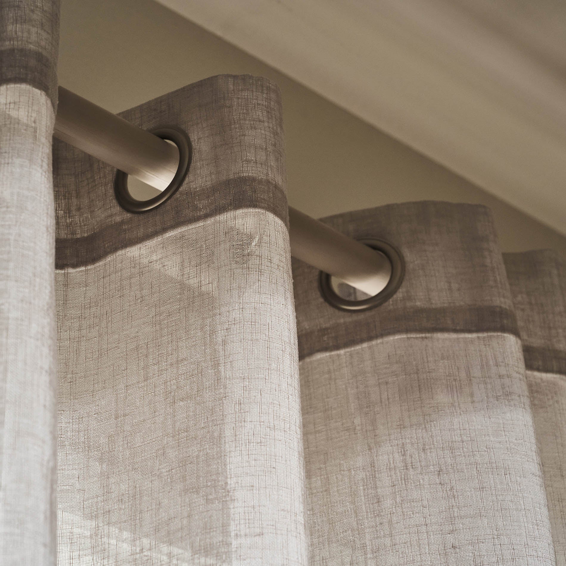 Combe Willow Beige 502/45 Curtain with Studs