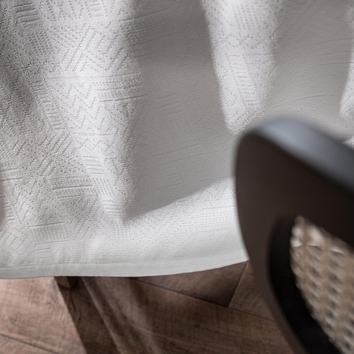 Madeleine Ethnic Tablecloth 173/16