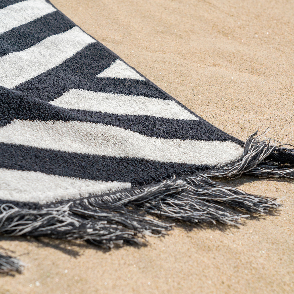 Beach towel 80x160cm Black Coal 394/ 14