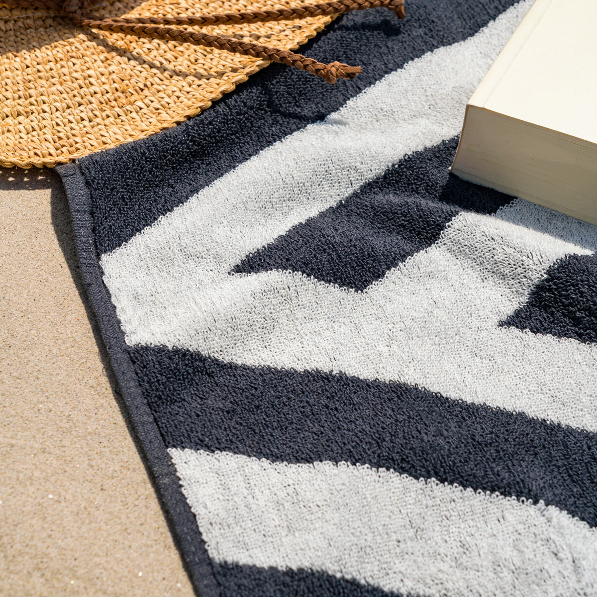 Beach towel 80x160cm Black Coal 394/ 14