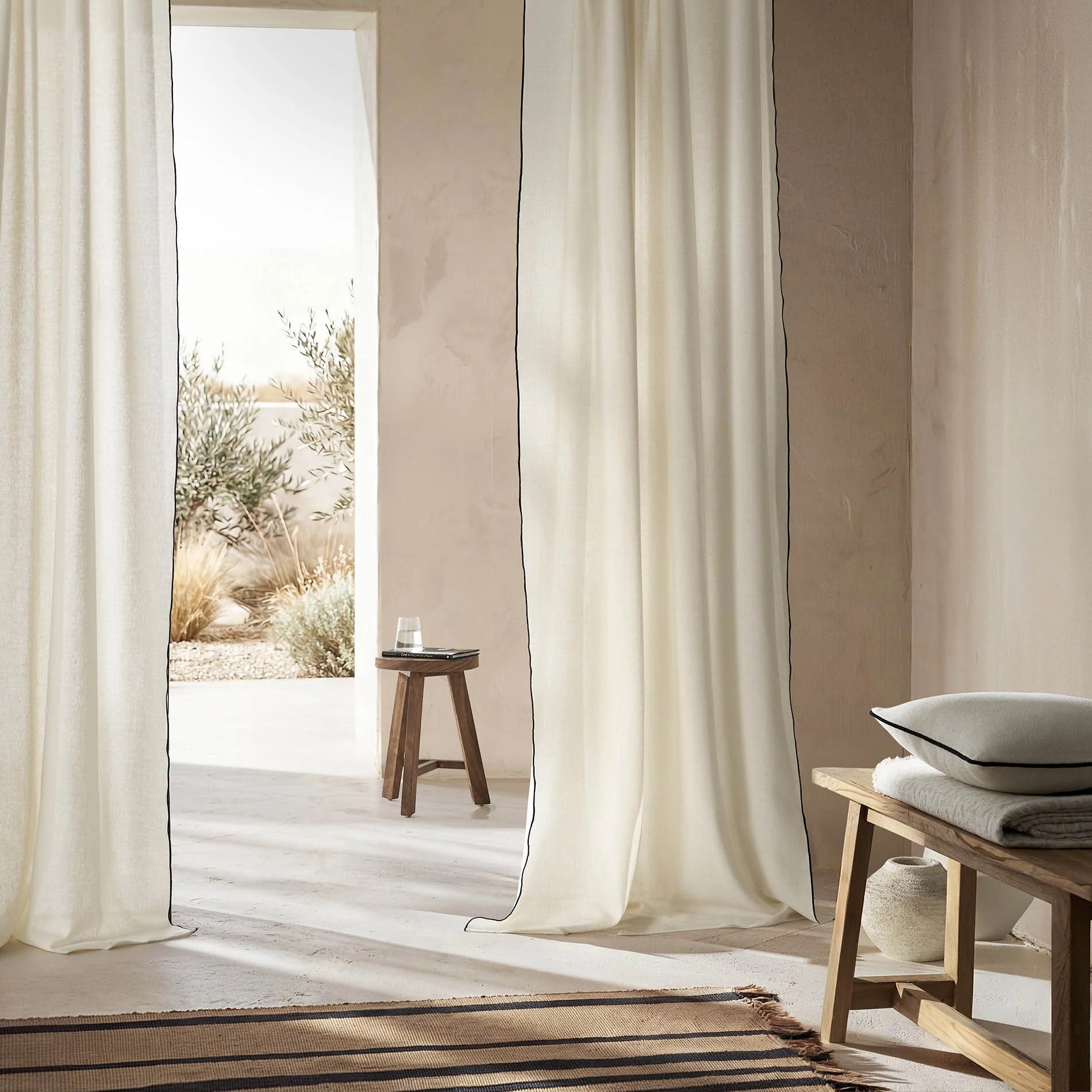 Curtain with shirring 140x280cm Nedda Black 614