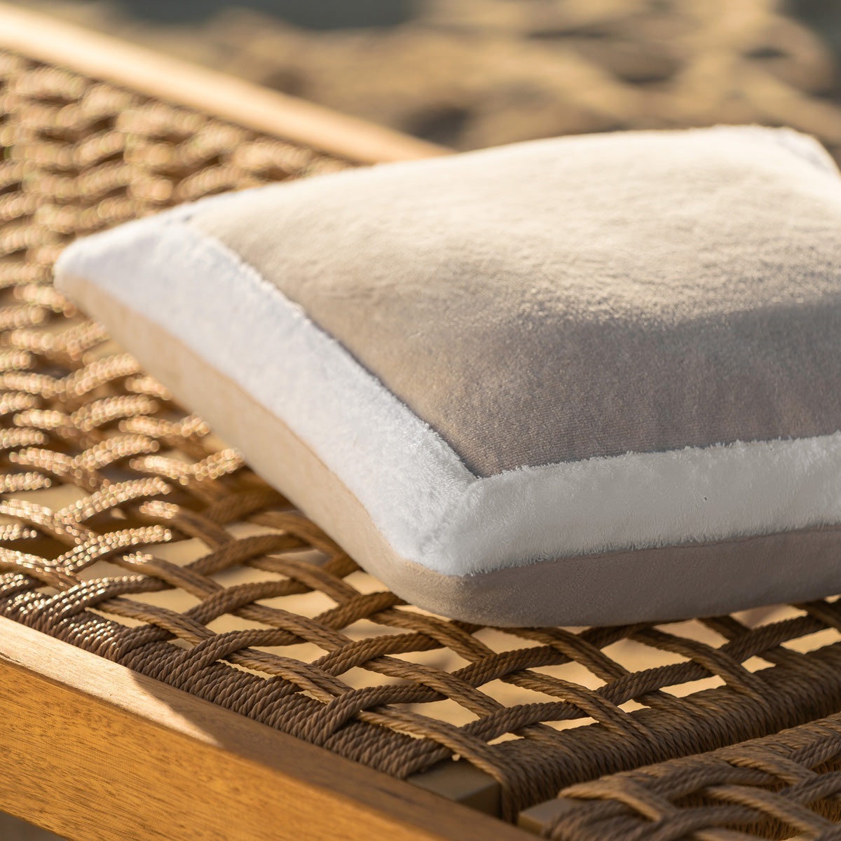 Pillowcase 43x43cm Sand / Vanilla 519/ 06