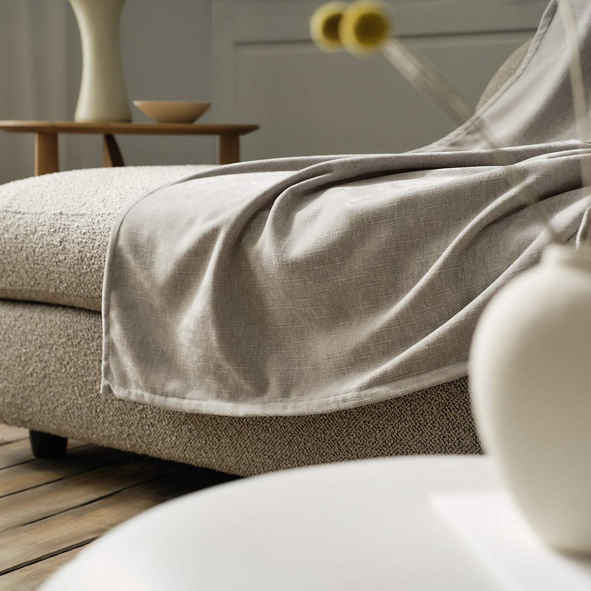 Luna Throw Quiet Grey 427/15