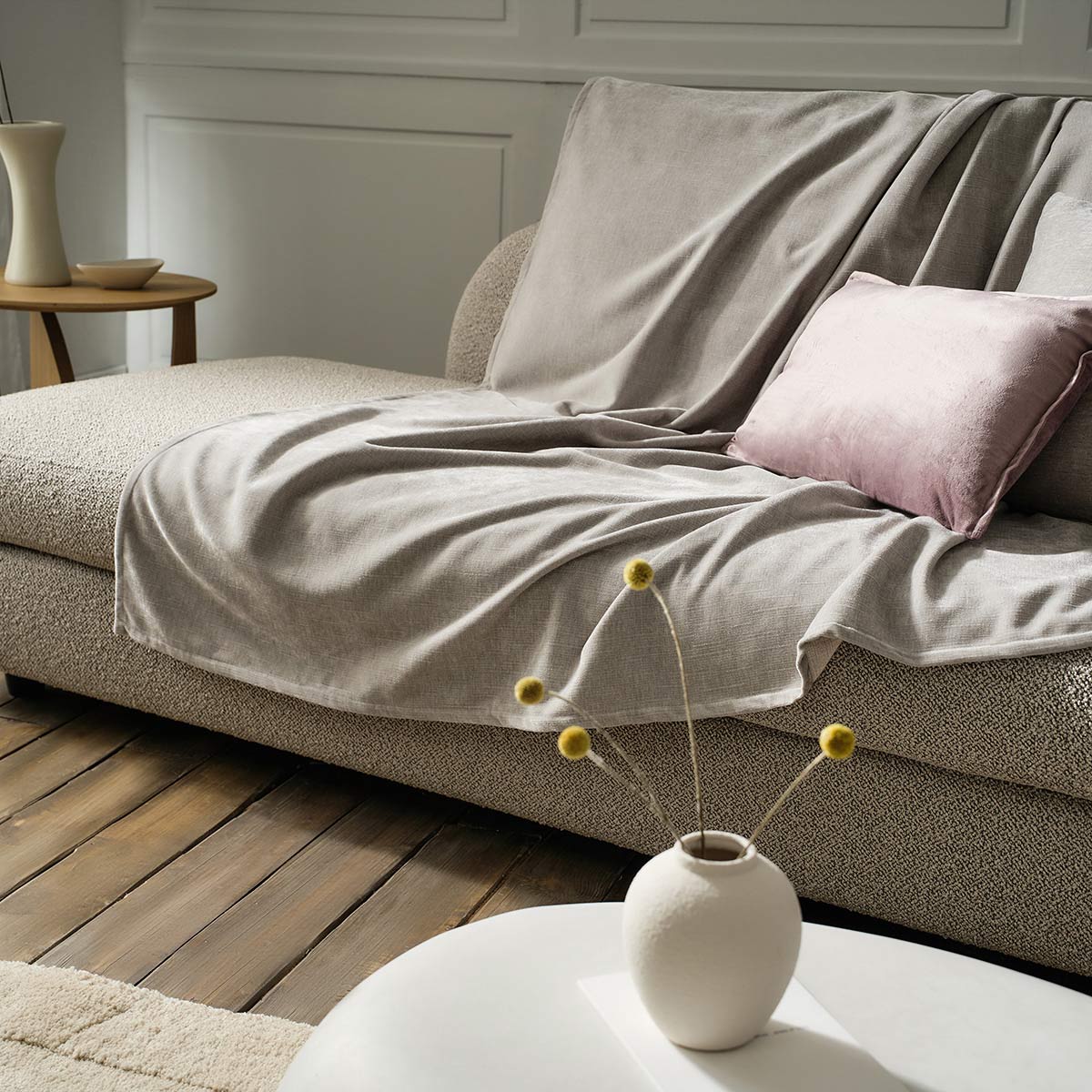 Luna Throw Quiet Grey 427/15