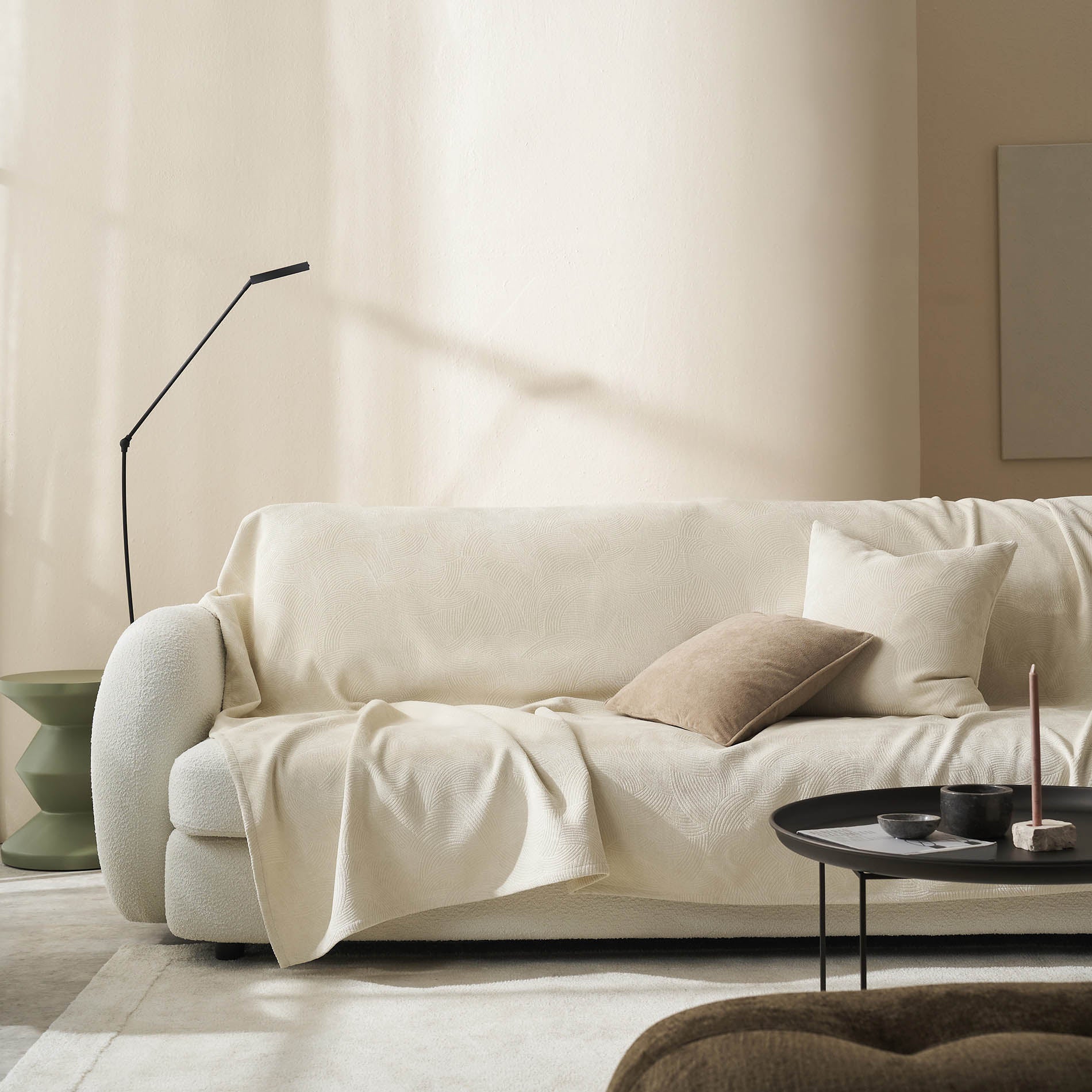 Nimbus Ecru Throw 447/25