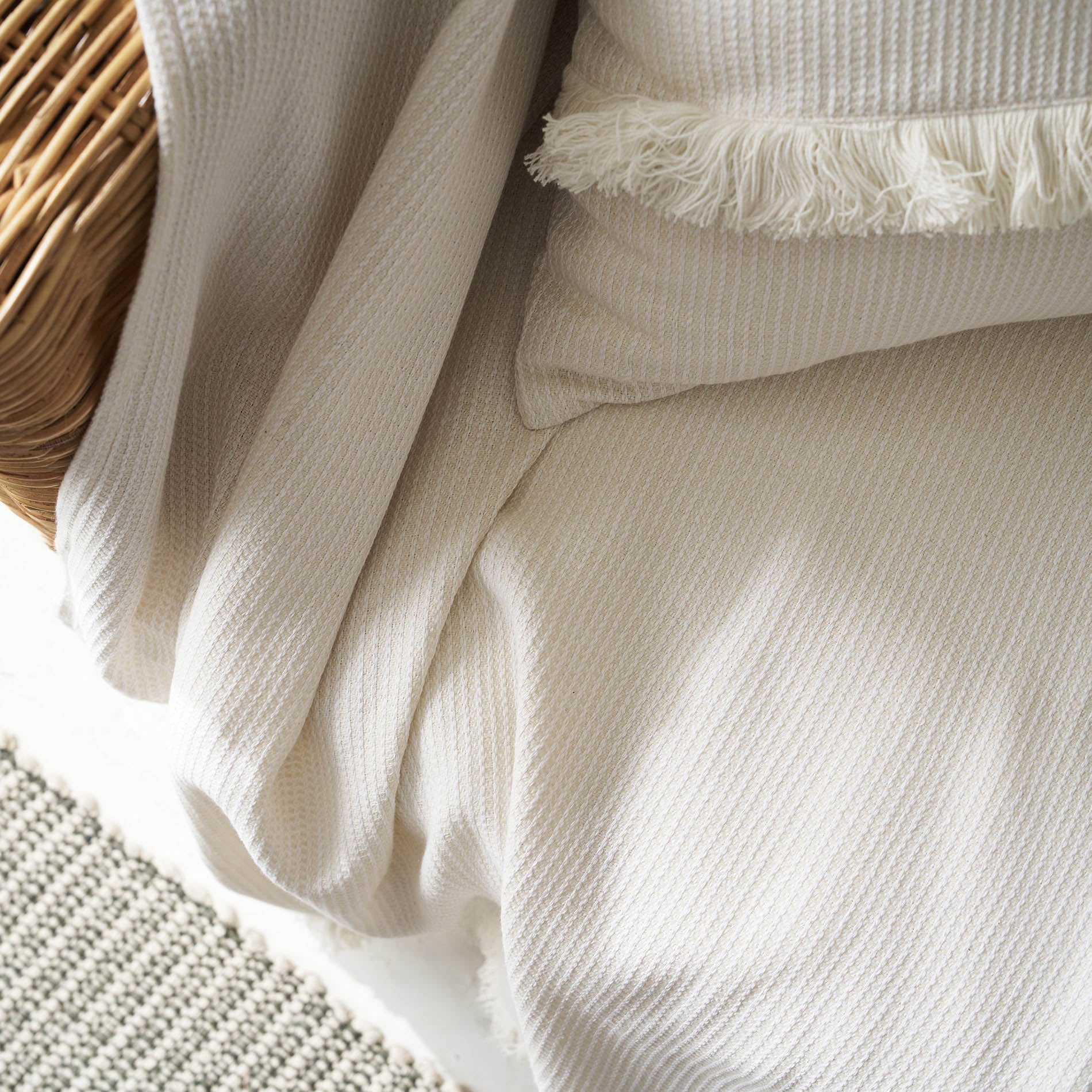 sofa throw Odessa Off White 533/05