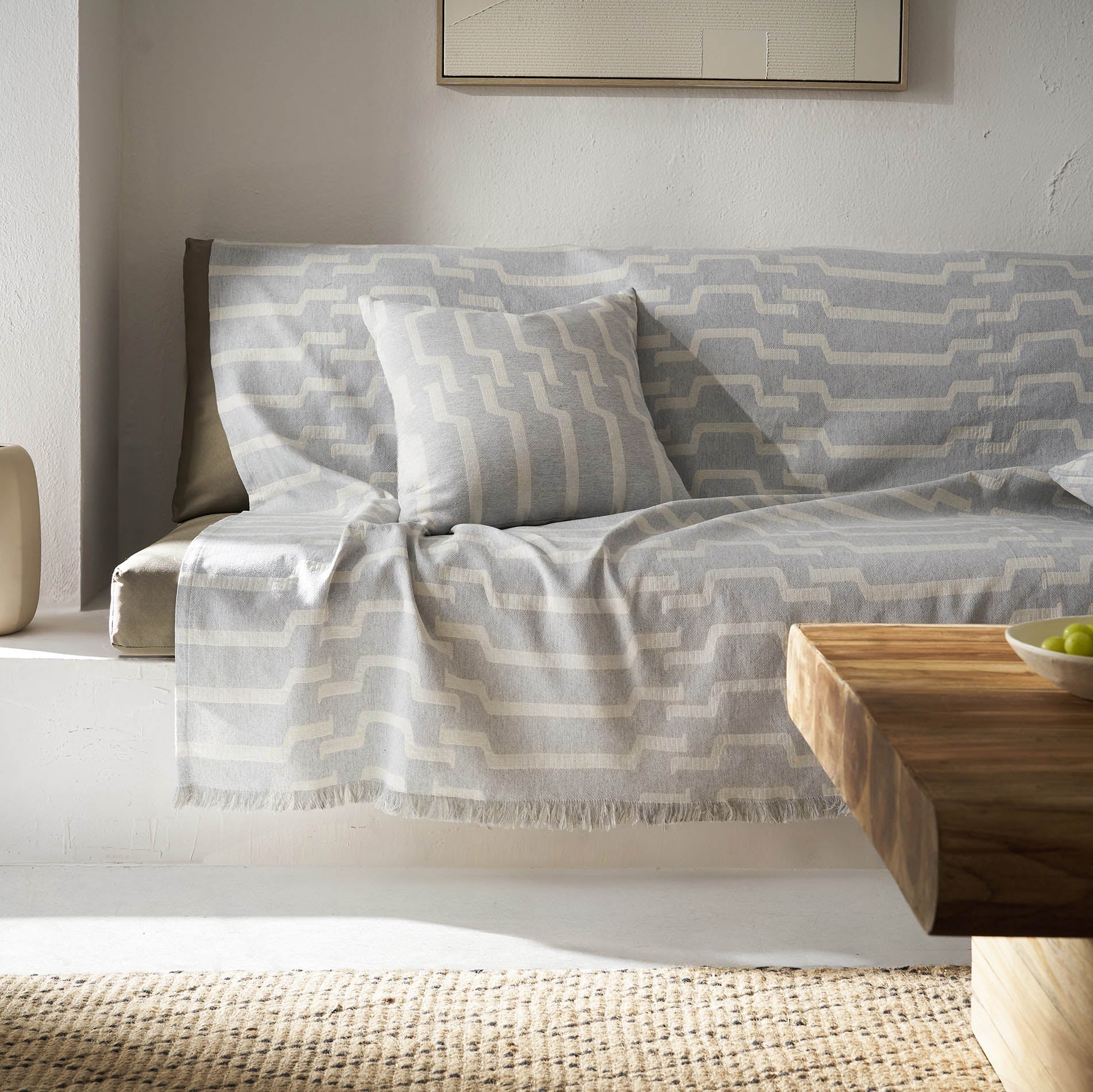 sofa throw Clover Grey 558/15