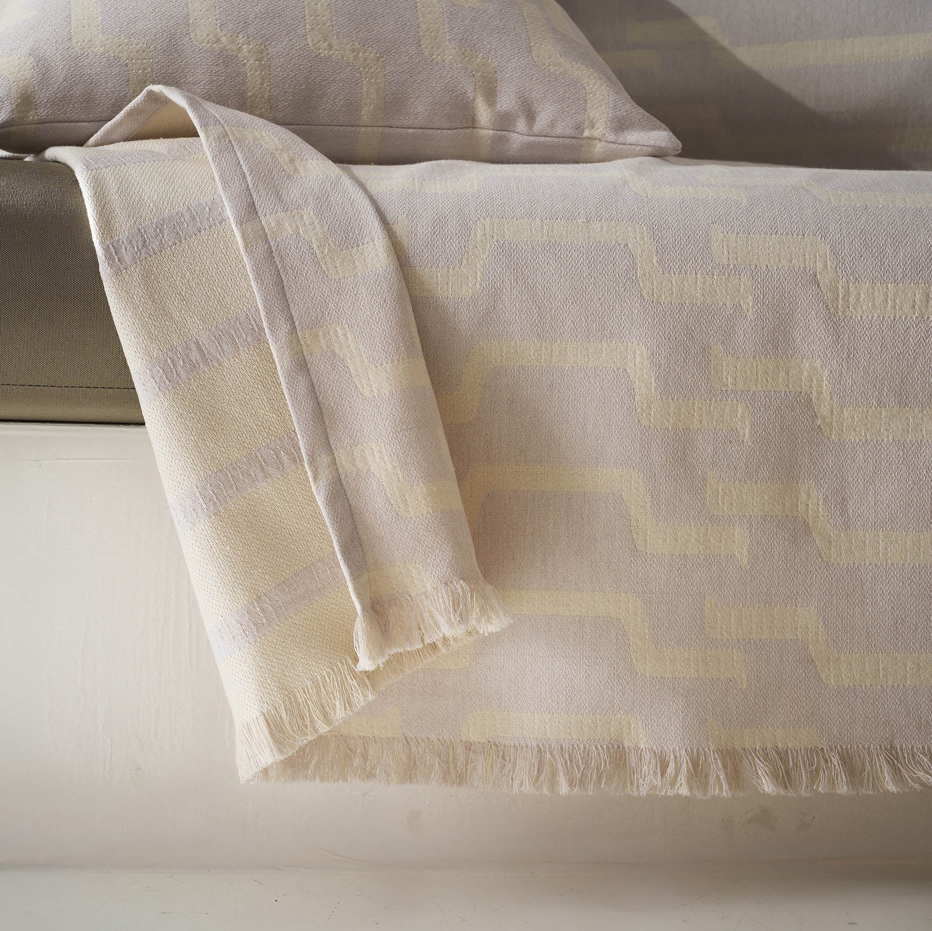 sofa throw Clover Silver Grey 558/19