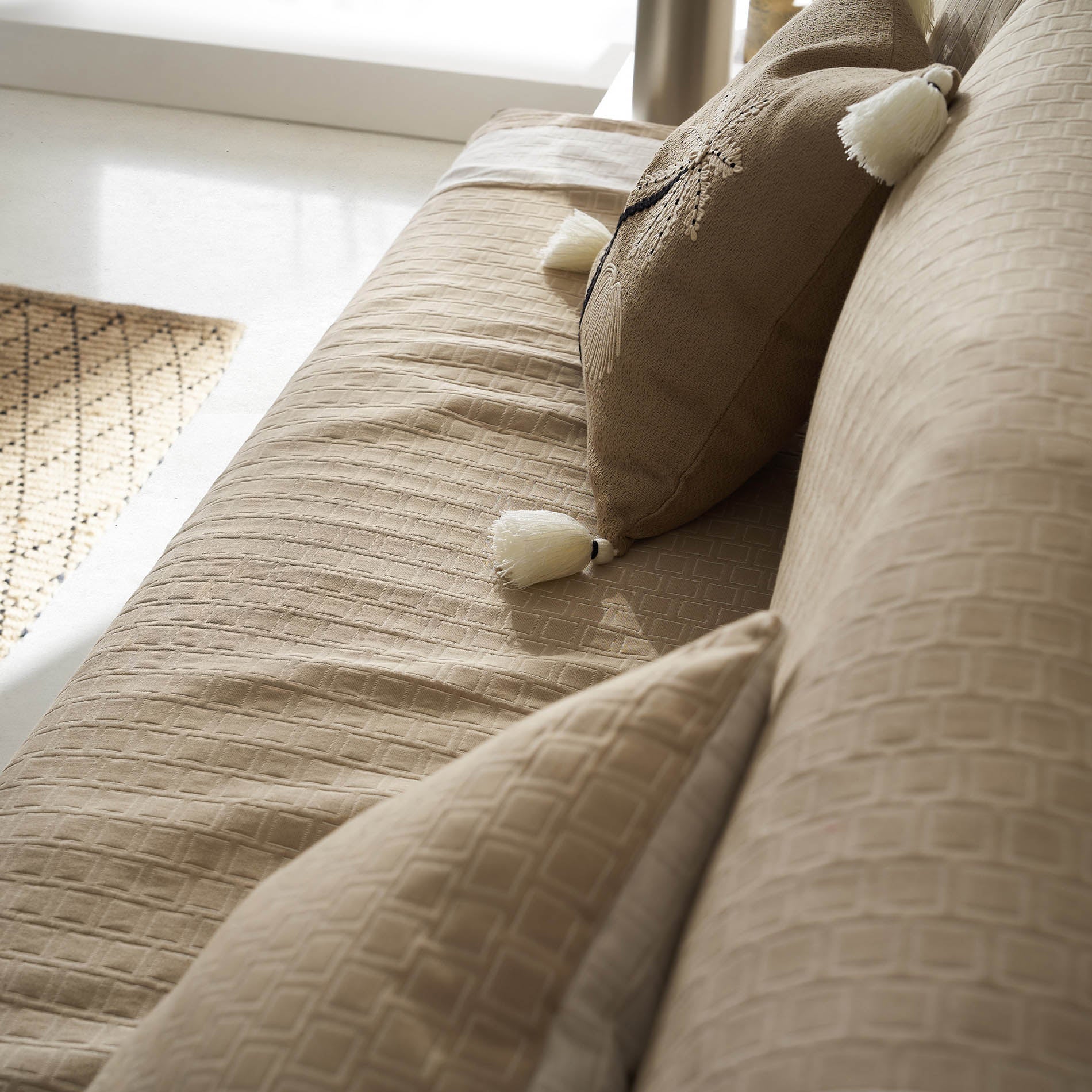 Ριχτάρι Solenne Almond Beige 591/06