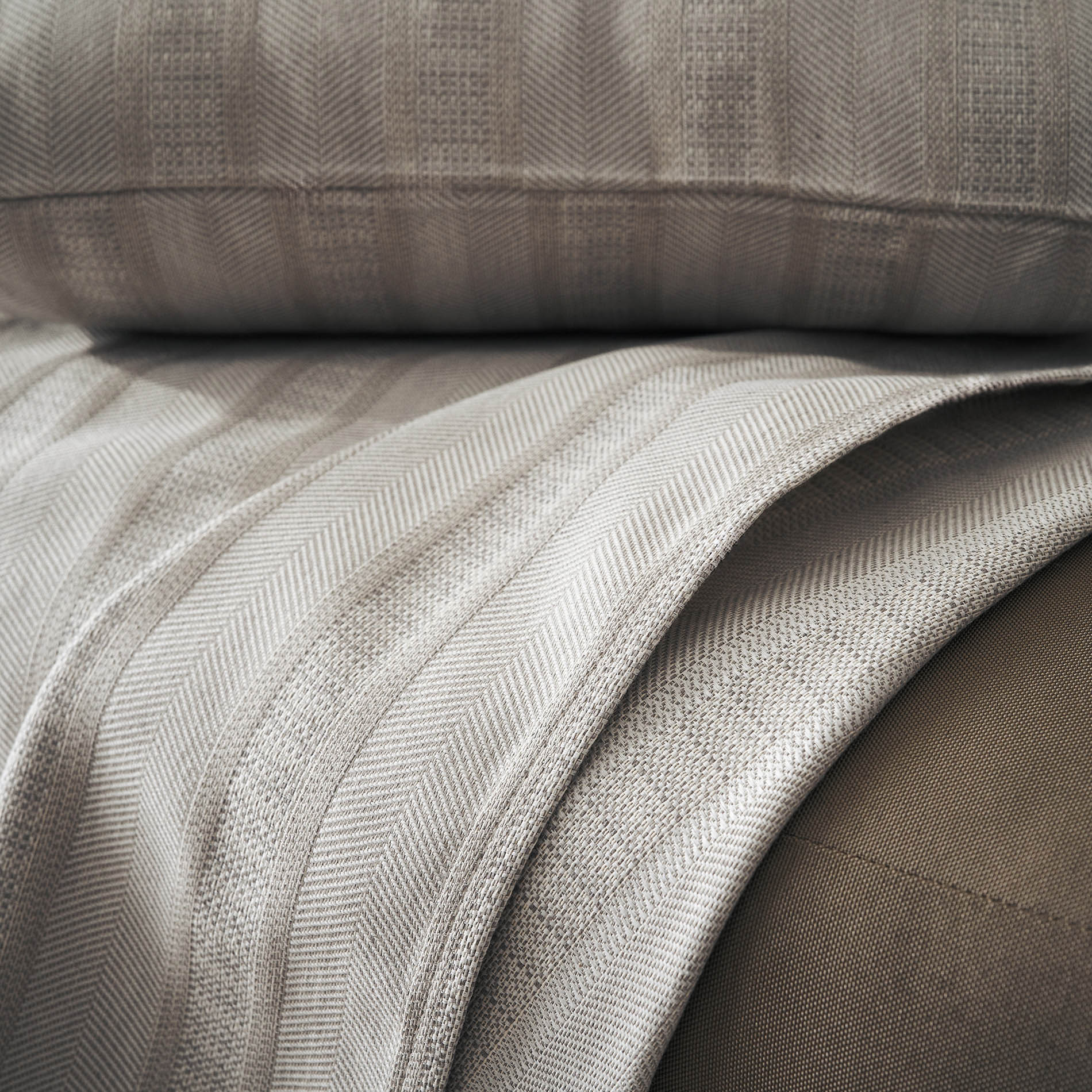 Throw Laurel Rock Grey 731/14
