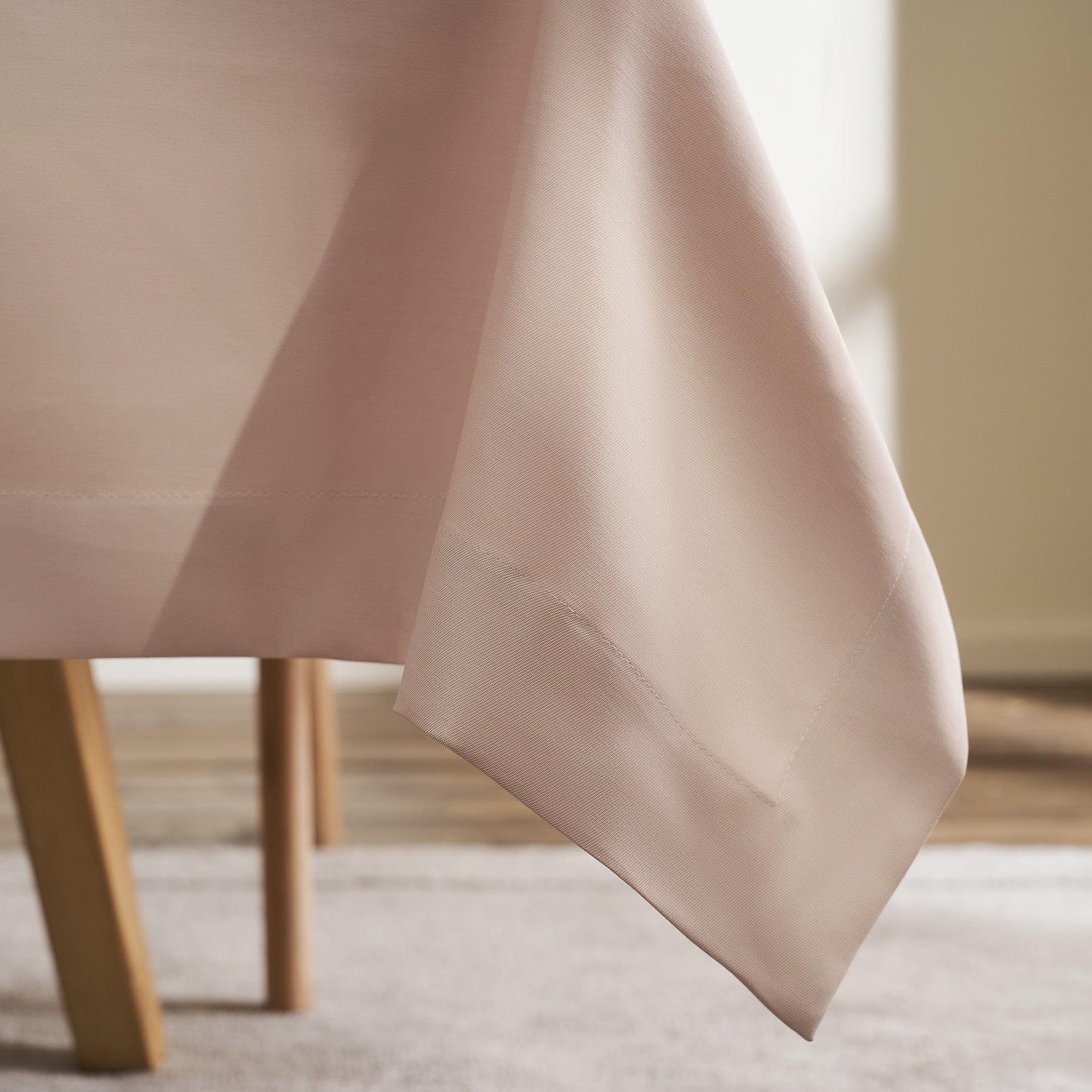 Tablecloth Aelinore Taupe 391/06