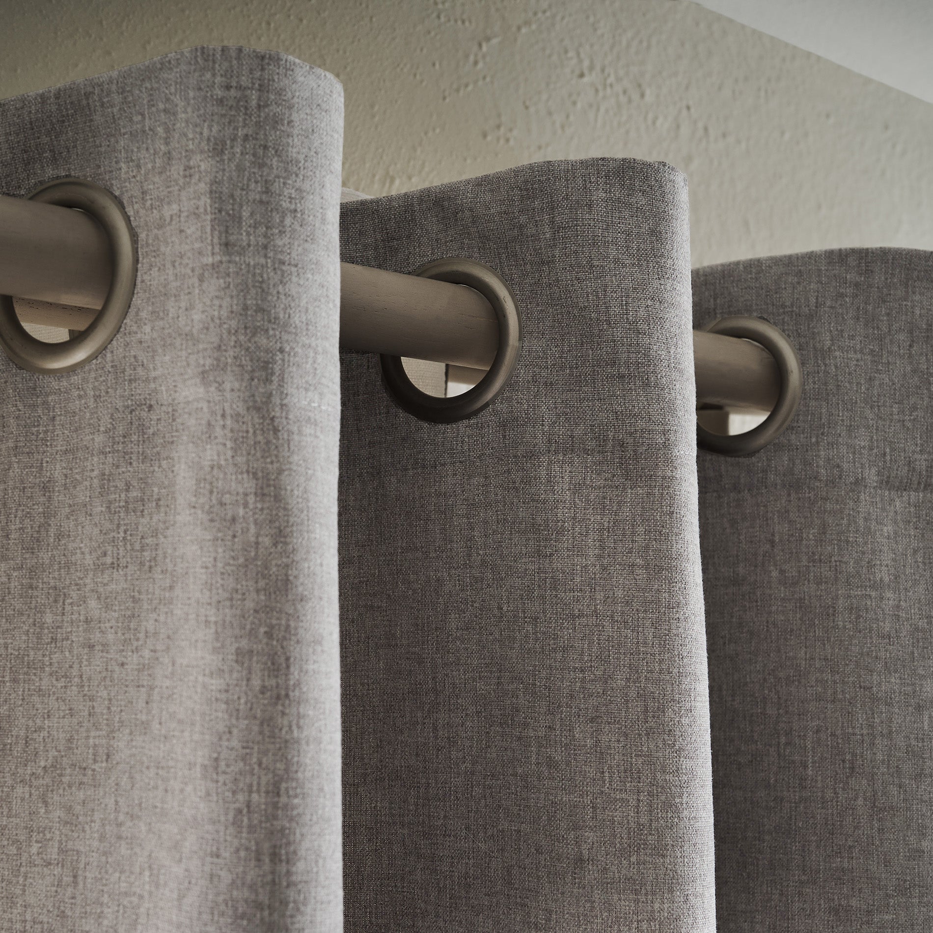 Curtain with studs 140x280cm Isolde Elephant Grey 460/15