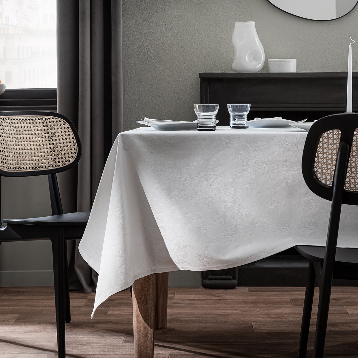 Tablecloth 150x250cm Norah Flower 154/16