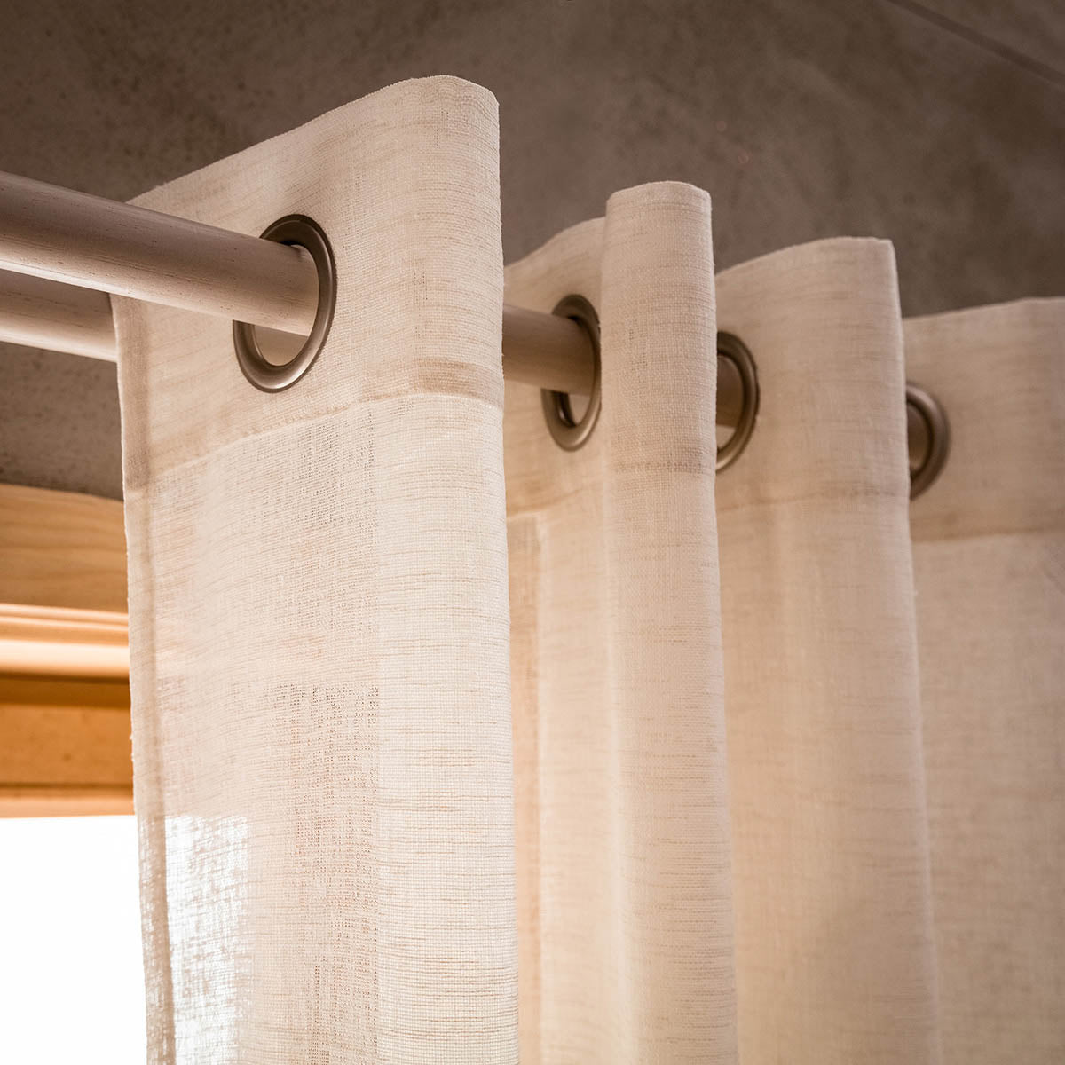 Κουρτίνα με τρουκς Combe Beige SS24 502/06