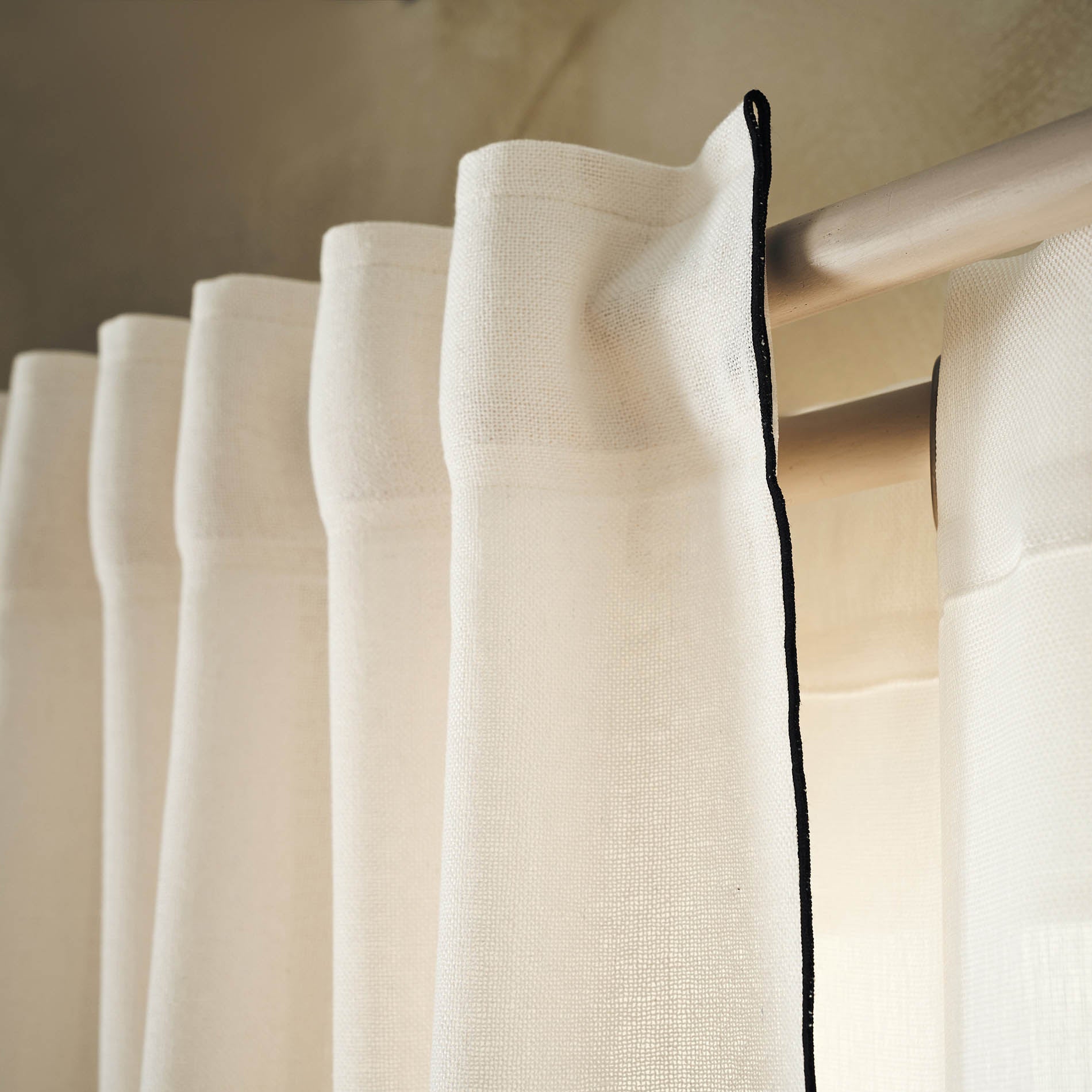 Curtain with shirring 140x280cm Nedda 614