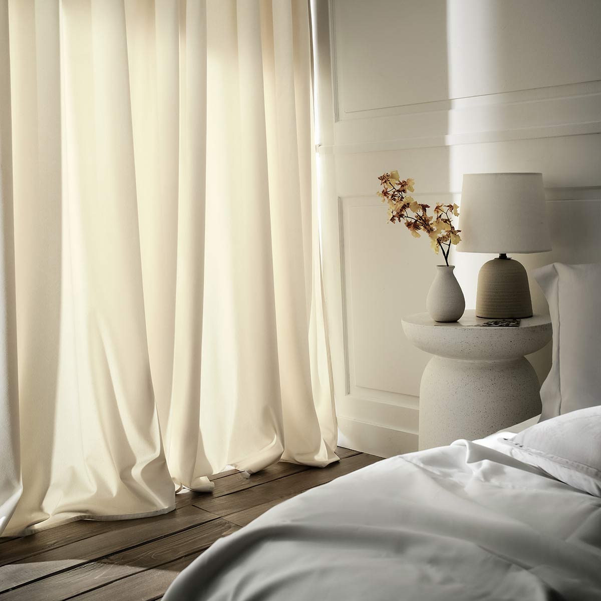 Curtain with studs Winter Moon ecru 711/05