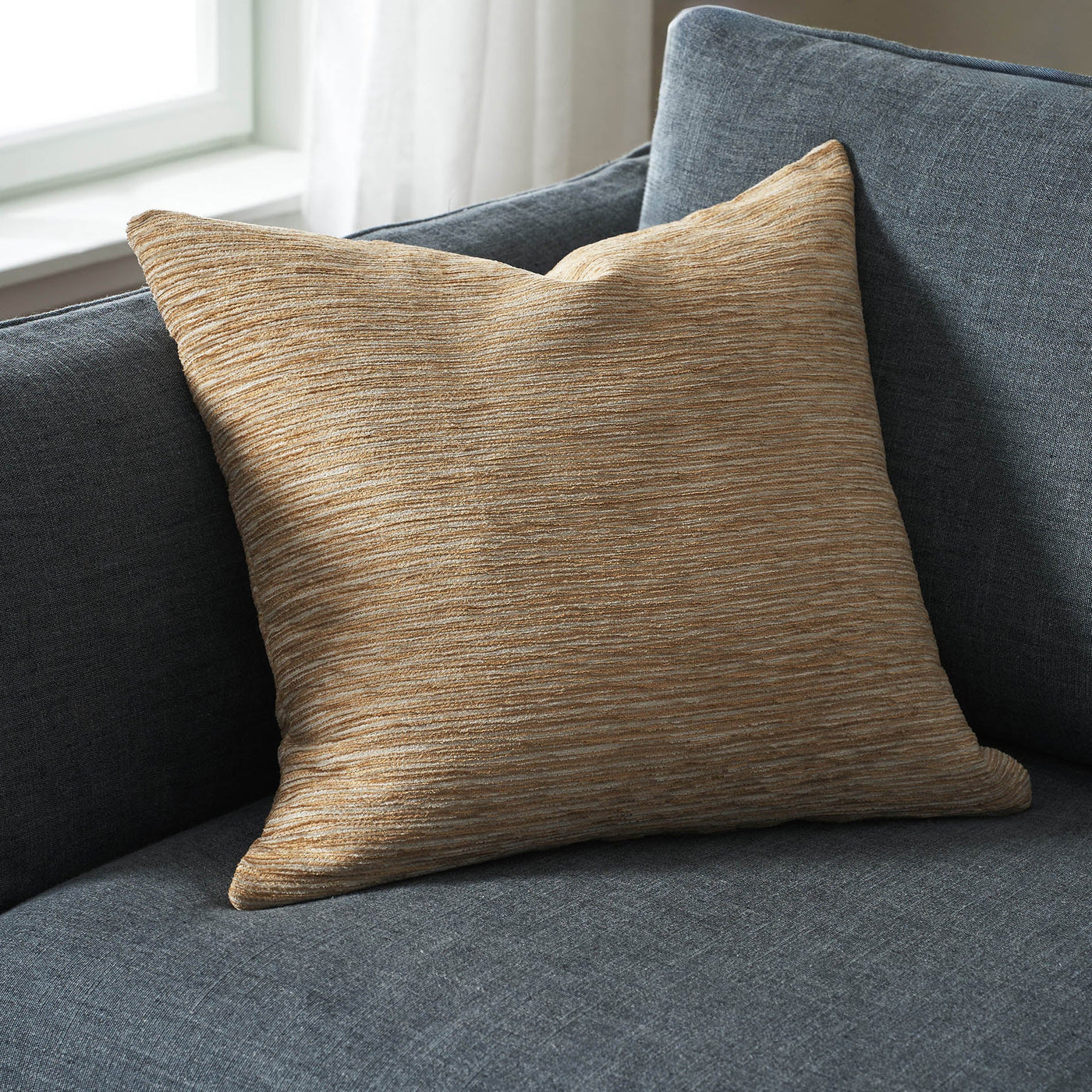 Pillowcase 50x50cm Meadow Leaf Gold 160/04