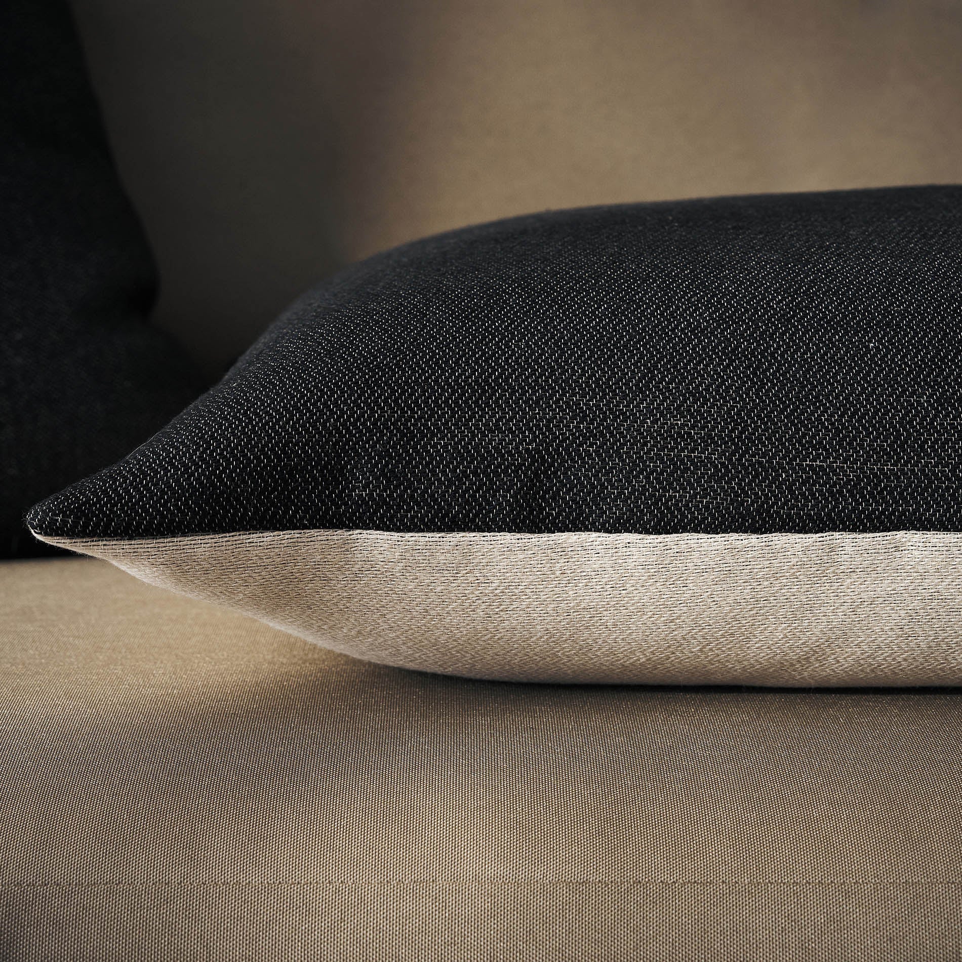 Pillowcase 50x50cm Marian Oil Black 336/14