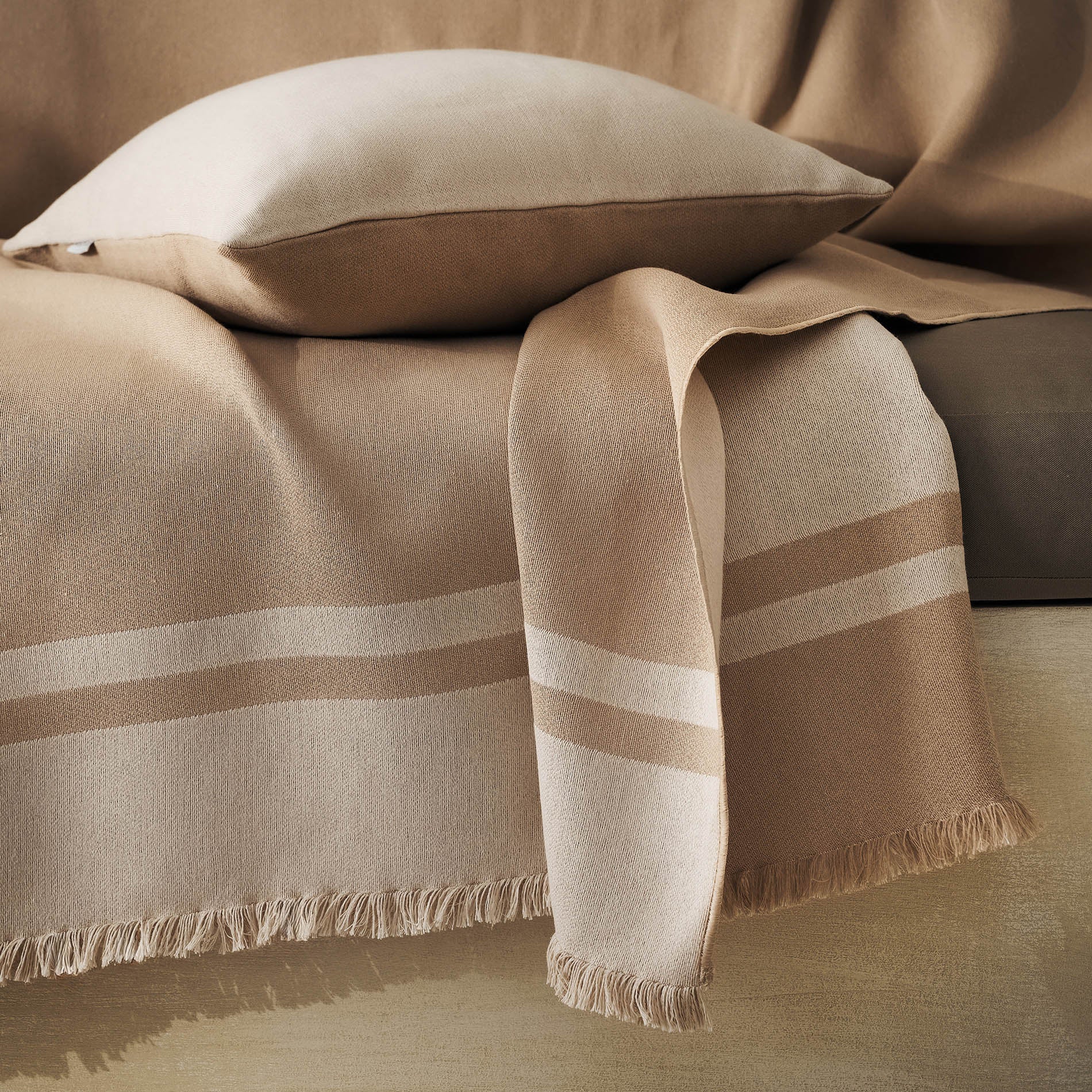 Throw Marian Ground Beige 336/41