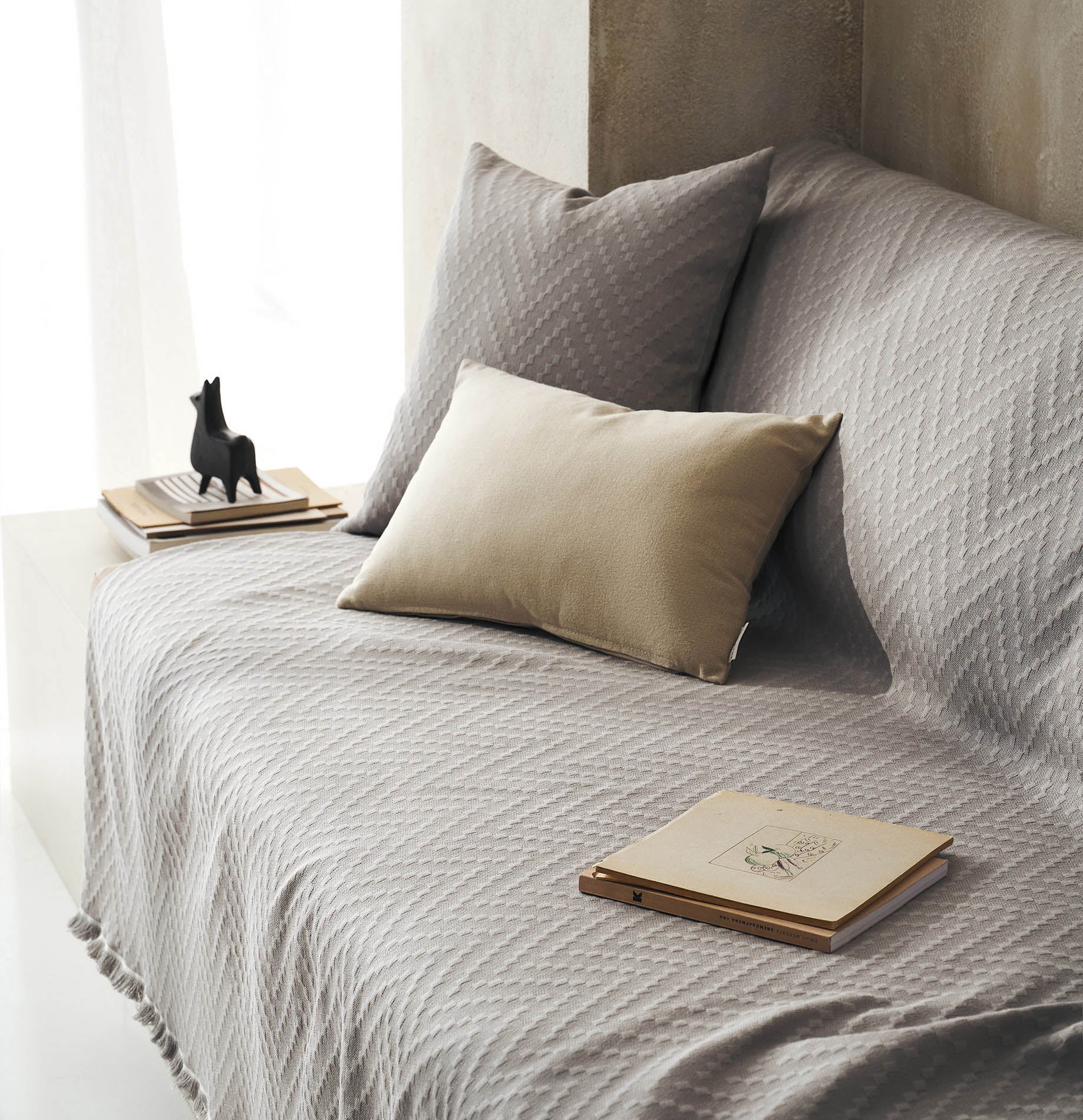 Throw Ori Rock Grey 401/15