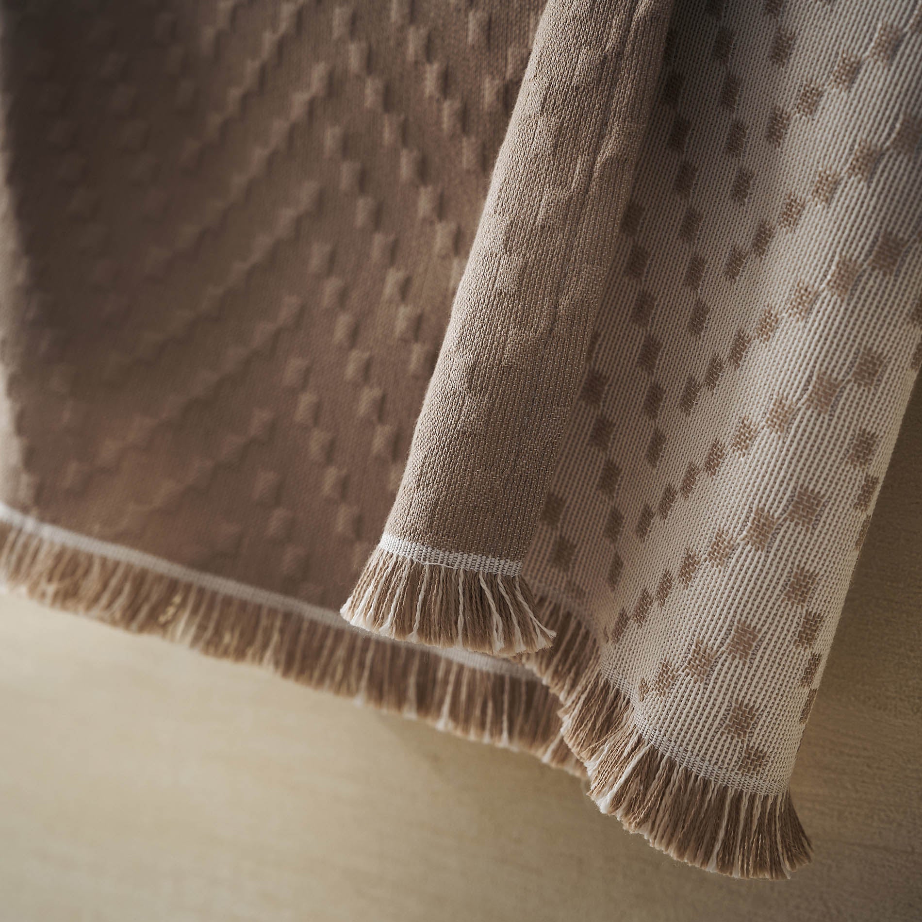 Throw Ori Hemp Beige 401/21