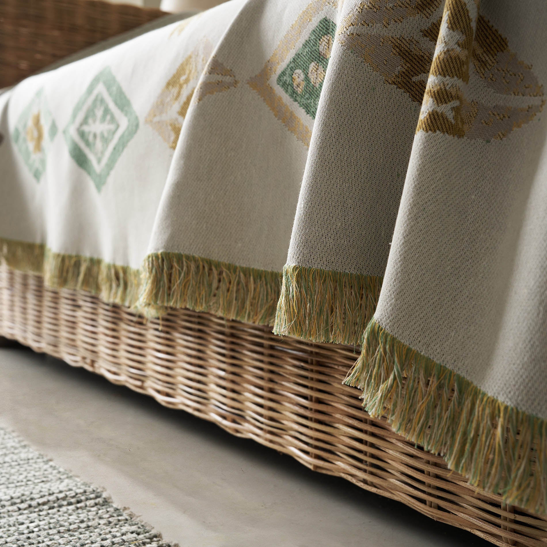 sofa throw decoration 180x210cm Ishara Garden Green 573/07