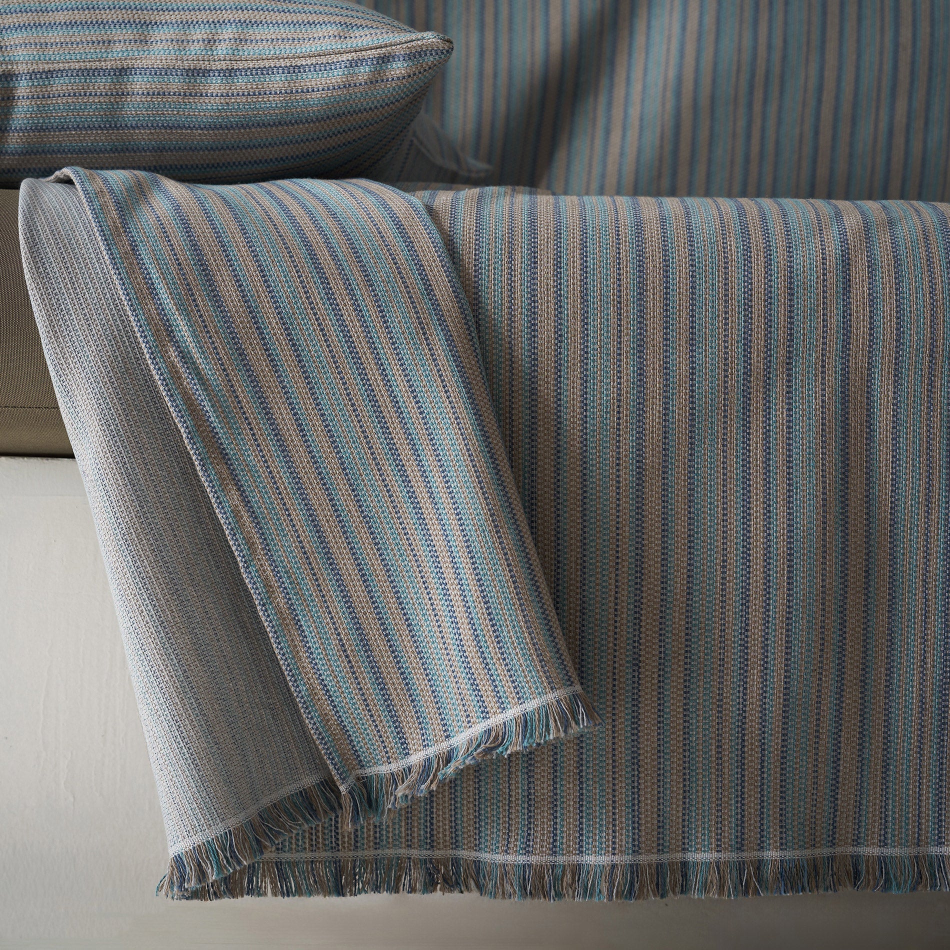 sofa throw Nymeria Jean Blue 574/01