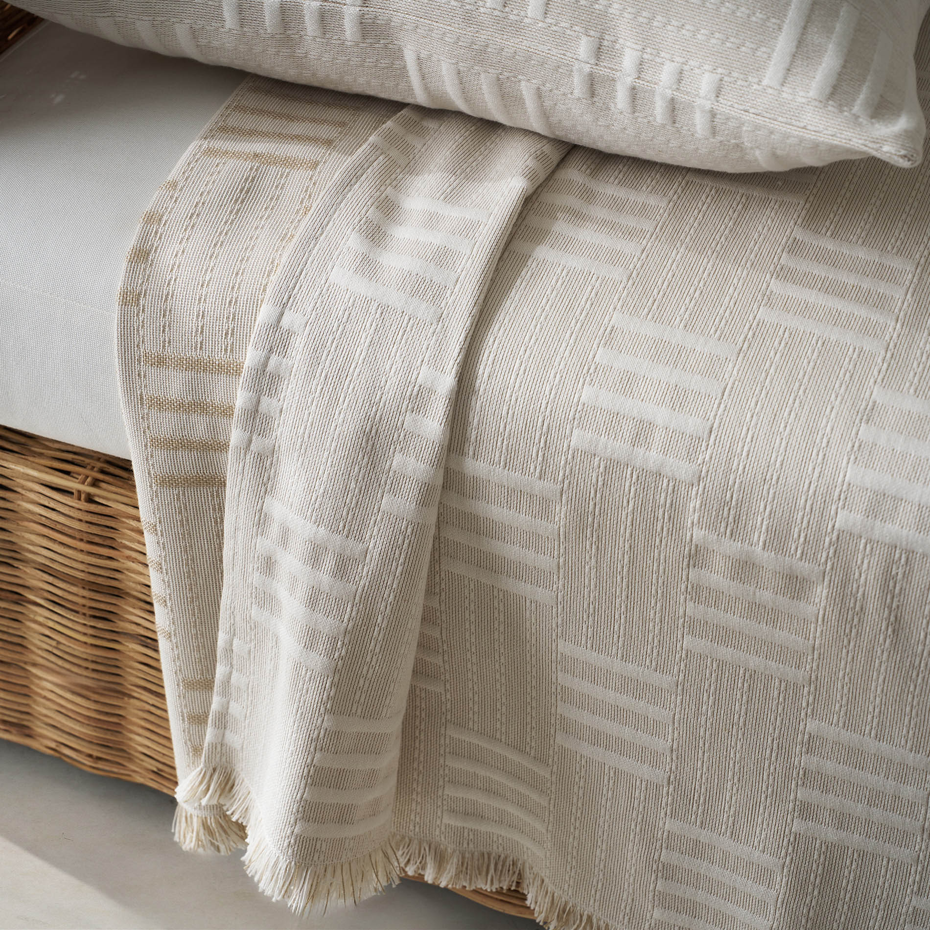 sofa throw Calyra Natural Beige 654/06