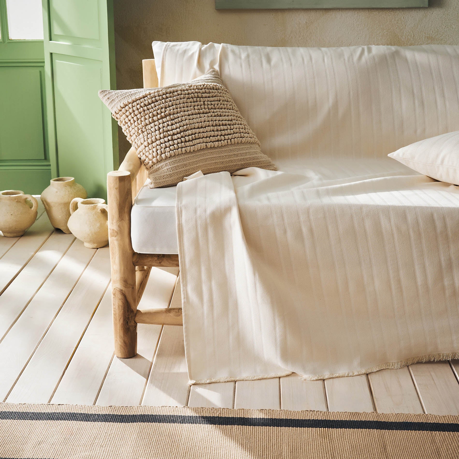 Throw Laurel Bone Beige 731/05