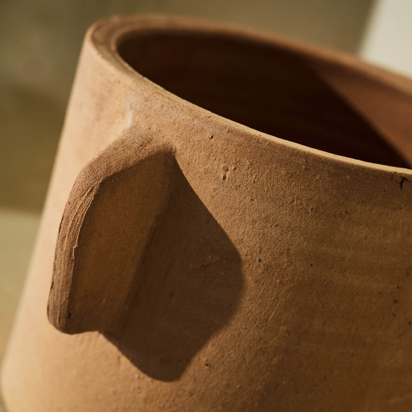 Clay pot Mieke160