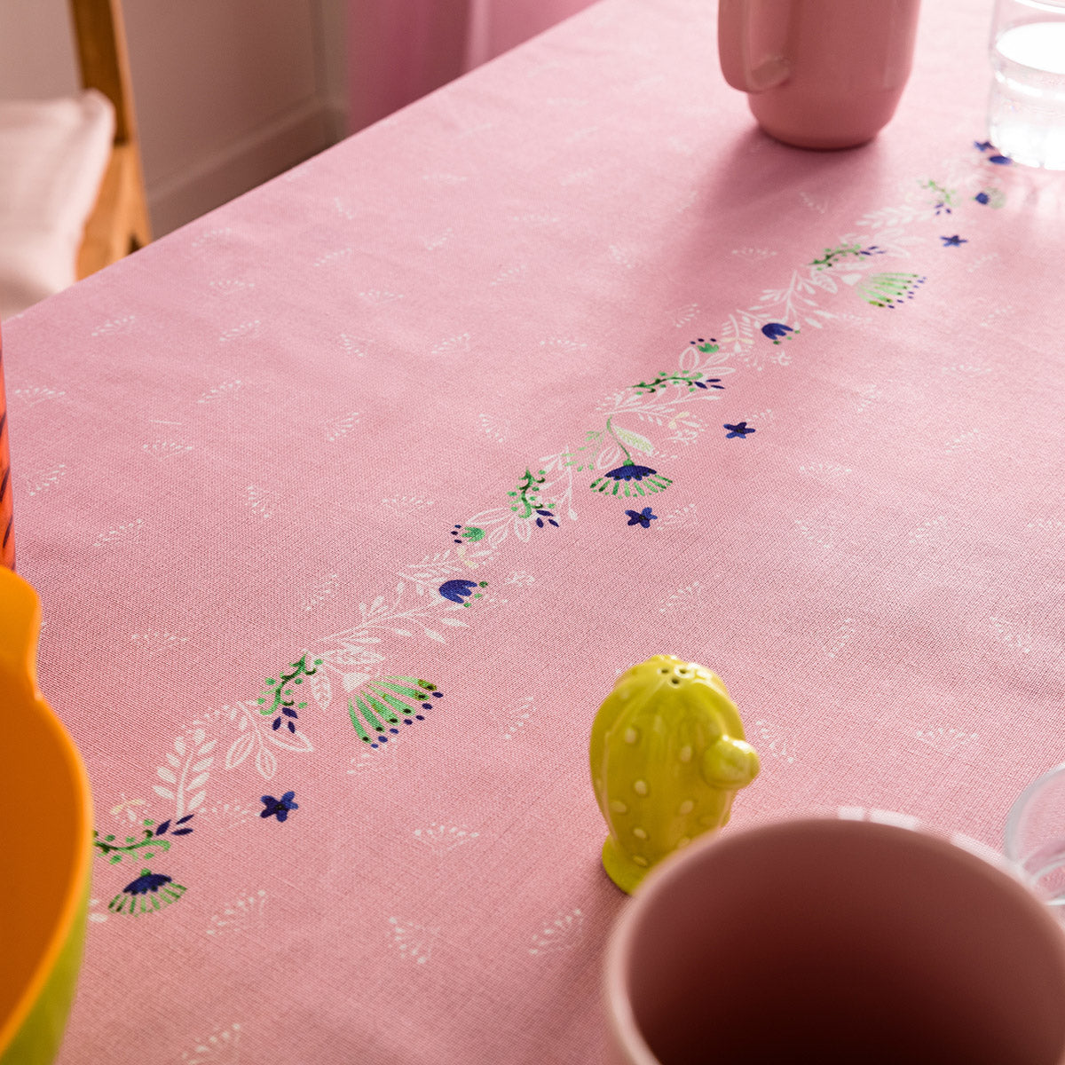 Tablecloth Eris Pink 540